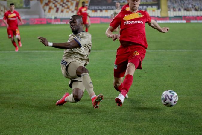 Süper Lig: Yeni Malatyaspor: 1 - Fenerbahçe: 1 (Maç sonucu) 17