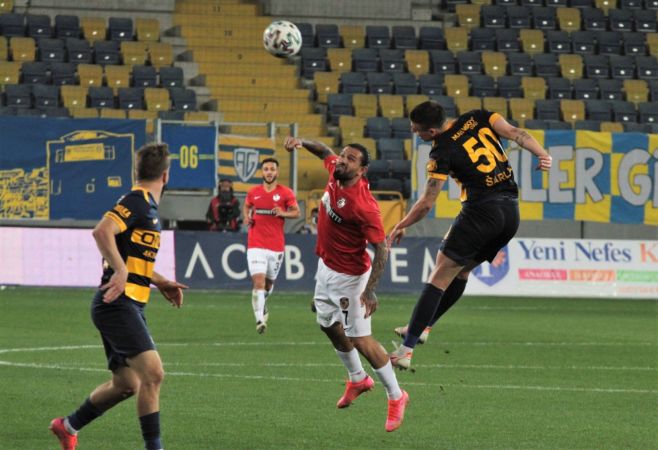 Maçtan Kareler...Süper Lig: MKE Ankaragücü: 0 - Gaziantep FK: 1 (Maç sonucu) 10