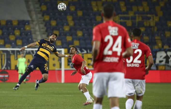 Maçtan Kareler...Süper Lig: MKE Ankaragücü: 0 - Gaziantep FK: 1 (Maç sonucu) 12