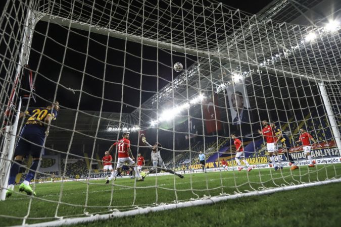 Maçtan Kareler...Süper Lig: MKE Ankaragücü: 0 - Gaziantep FK: 1 (Maç sonucu) 18