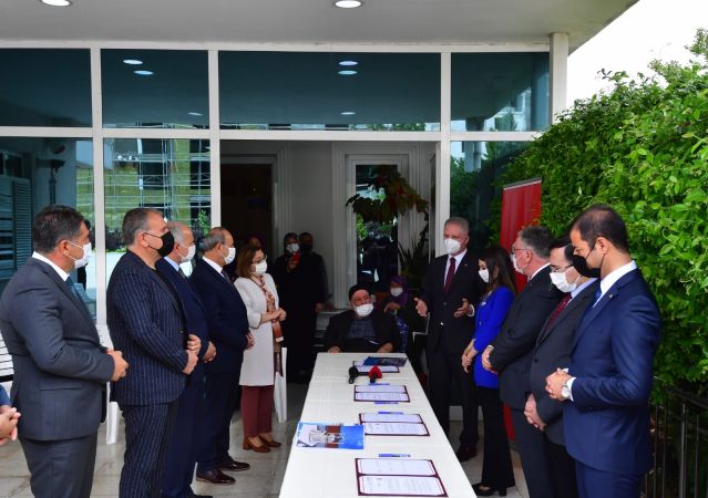 Gaziantep Havaalanı'na Kaplan Kardeşler Camii inşa ettirecek 5