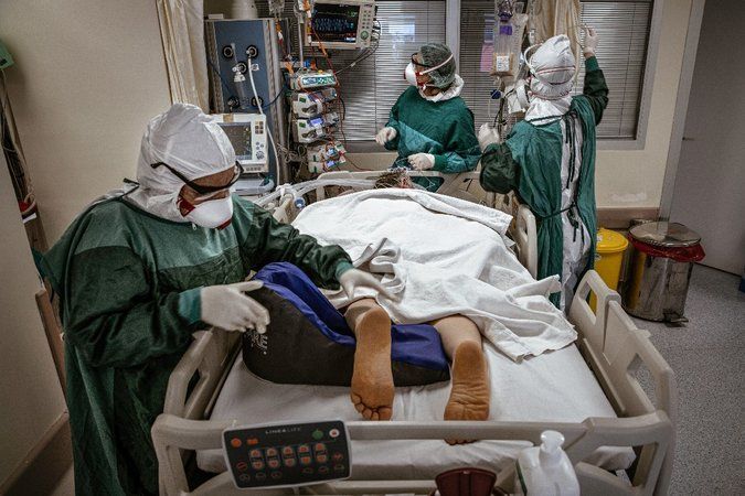 Kare...Kare...Gaziantep dahil Tüm Türkiye'deki Sağlık Çalışanlarının Korona Mücadelesi...Koronavirüs salgınından inanılmaz kareler... O fotoğrafın hikayesini anlattı 8