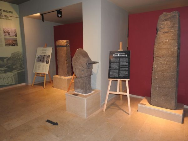 Karkamış Antik Kenti’nden kaçırılan eserler 91 yıl sonra anavatanlarına getirildi 3