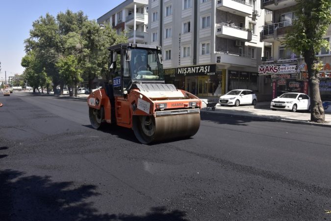 Büyükşehir, Ordu Caddesi’nin asfaltını yeniledi 4