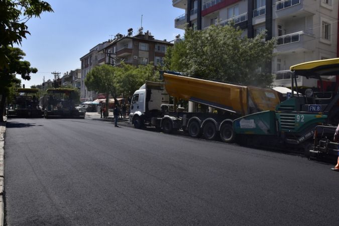 Büyükşehir, Ordu Caddesi’nin asfaltını yeniledi 5