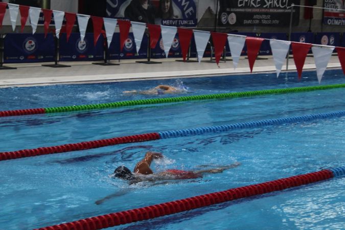 Boğaziçi Kıtalararası Yüzme Yarışının seçmeleri Gaziantep’te düzenlendi 1