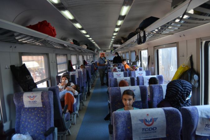 İslahiye'de tren seferlerinin yeniden başlaması vatandaşları sevindirdi 2