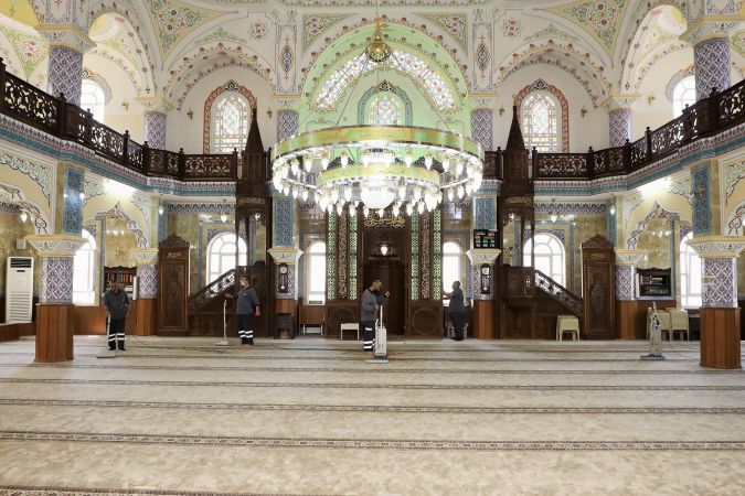 Foto Haber:Şehitkamil’deki camiler bayram namazına hazır 1