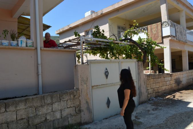 Foto Haber:Gaziantepli kadın muhtar evleri tek tek gezerek vatandaşları aşıya teşvik ediyor 7