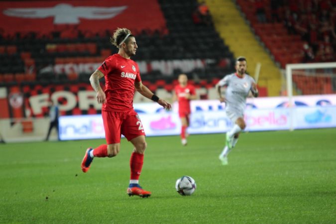Foto Haber: Süper Lig: Gaziantep FK: 2-0 FTA Antalyaspor: Maç Sonucu 3