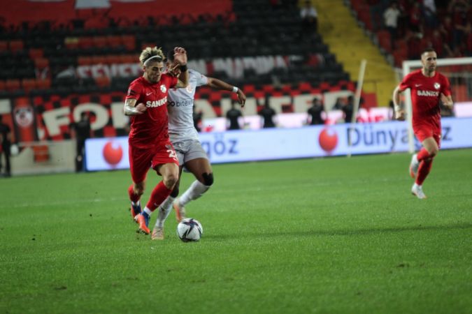 Foto Haber: Süper Lig: Gaziantep FK: 2-0 FTA Antalyaspor: Maç Sonucu 11