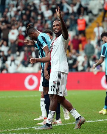 Foto Haber: Süper Lig: Beşiktaş: 2 - Adana Demirspor: 0 (İlk yarı) 13