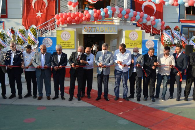 AK Parti MKYK Üyesi Tayyar, İslahiye'de okul açılışına katıldı 2