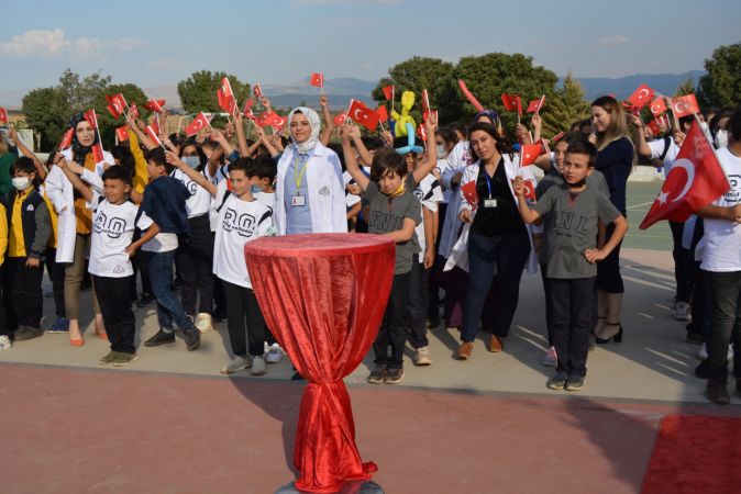 AK Parti MKYK Üyesi Tayyar, İslahiye'de okul açılışına katıldı 3