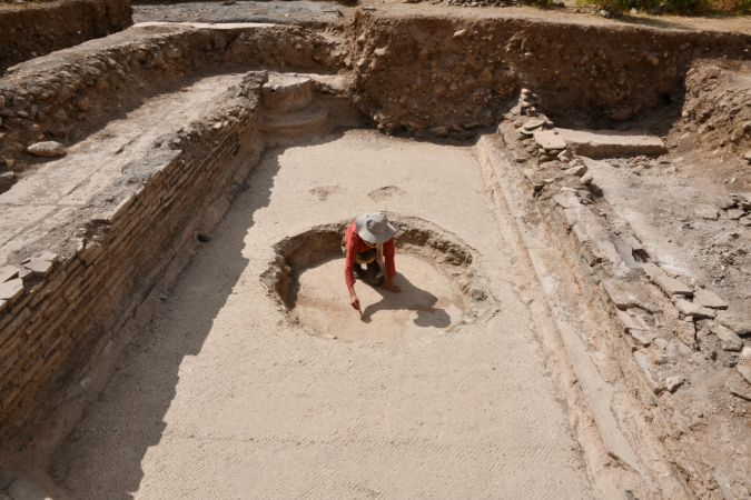 Dülük Antik Kenti'ndeki kazılar farklı dinlerin tarihine ışık tutacak 19