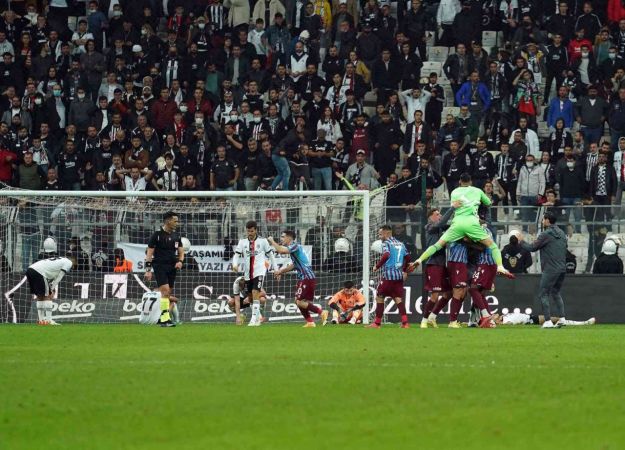 Foto Haber:Spor Toto Süper Lig: Beşiktaş: 1 - Trabzonspor: 2 (Maç sonucu) 16
