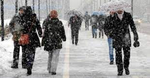 Foto Haber: Gaziantep'e Yoğun Kar Yağıyor! Peki Karda düşmeden nasıl yürünür? Karda yürümenin püf noktaları. 7