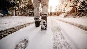 Foto Haber: Gaziantep'e Yoğun Kar Yağıyor! Peki Karda düşmeden nasıl yürünür? Karda yürümenin püf noktaları. 8