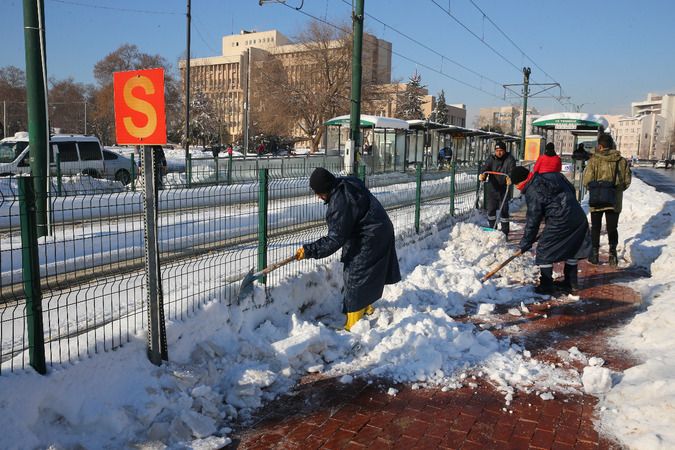 Son Dakika: Foto Haber...Gaziantep, Kilis, Şanlıurfa, Kahramanmaraş ve Malatya'da karla mücadele sürüyor 1