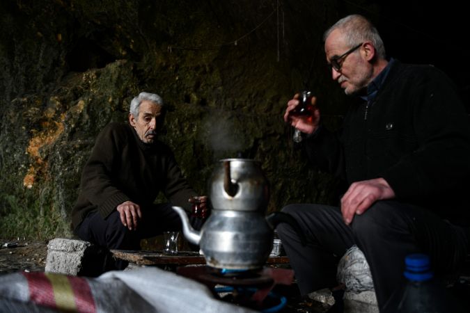 Gaziantep'te yaklaşık 60 yıldır mağarada kendir üretiyor...Gaziantep'in Unutulan El Emeği Mesleği 7