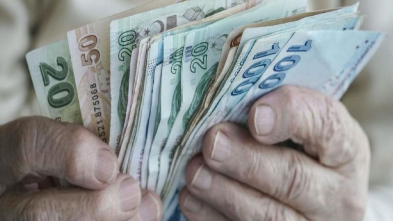 SGK ile 3 Kamu Bankası Arasında Anlaşma İmzalandı: Emeklilere Geri Ödemesiz 750 TL Ödeme Yapılacak! 4