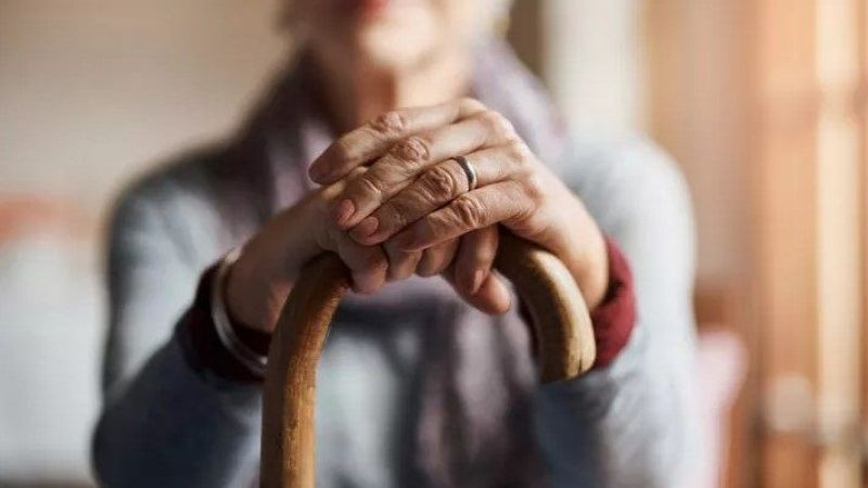 Çalışma Hayatı Olmayan Ev Hanımlarının Dikkatine: SGK, Düşük Primler Karşılığında Emekli Olunabileceğini Duyurdu! 1