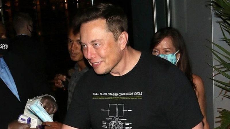 Elon Musk'ın, Şirket Çalışanlarının Birinden İkiz Çocuk Sahibi Olduğu Ortaya Çıktı! 4