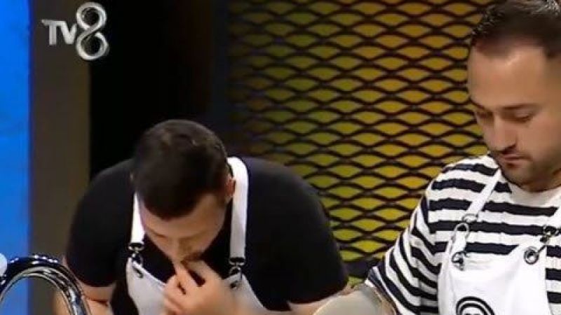 Böylesi Görülmedi! Masterchef Jürisinden Bekir'e Büyük Haksızlık! Kendisi Çift Tadım Yaptı Diye Elendi, Rakibi Ellerini Ağzına Sokmasına Rağmen Kazandı! 2