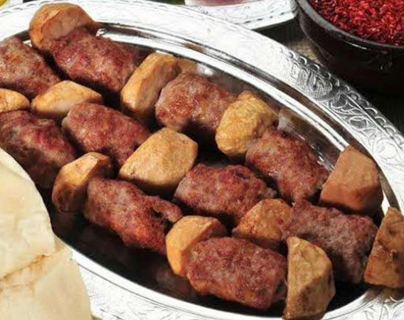 Gastronomi Kenti GAZİANTEP'e Geldiyseniz...Gaziantep'te ne nerede yenir? Kuşbaşı,Baklava, Patlıcan Kebabı, Yuvalama Gibi Antep'e has yemeklerin tarifleri haberimizde...Gaziantep'e özel yemek tarifleri.. 6