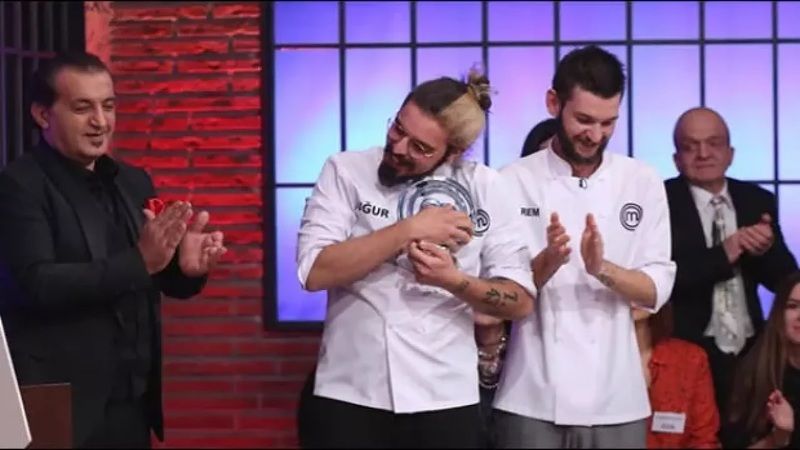 Masterchef’in En Genç Şampiyonu Uğur Kardaş Aylık Kazancını Açıkladı, Dudaklar Uçukladı! 3