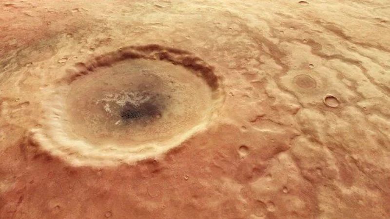 NASA açıkladı; Mars’ta yeni bir krater gözlendi! Böylesi ilk kez görüldü! Bilim insanları, görenlerin şaşkına döneceği yeni keşfi anlattı! 4