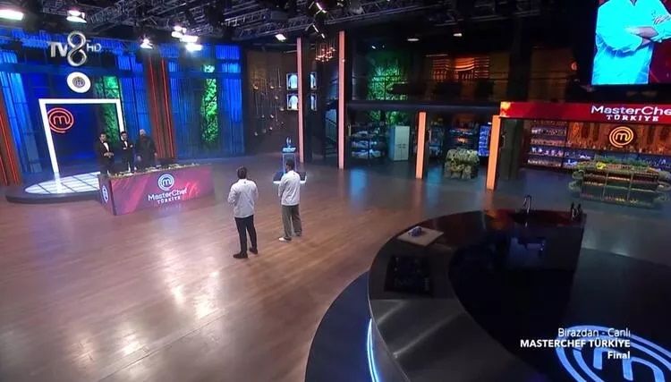 Altı aylık yarış sona erdi: MasterChef 2022’nin şampiyonu nihayet belli oldu! 5 puan hem kupayı hem ödülü getirdi! 2