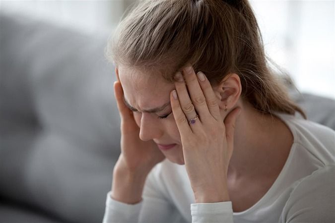 Hayatınızı cehenneme çevirebilir! Kronik baş ağrılarını göz ardı etmeyin, bu tedavi yöntemlerini deneyin! İşte kronik baş ağrısıyla baş etme yöntemleri… 3