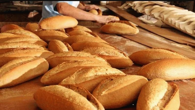 Gaziantep'te ZAM sırası ekmeğe geldi: Gaziantepli fırıncılar, maliyetleri karşılayamamaya başladı! Gaziantep Fırıncılar Odası hemen harekete geçti! İşte güncel ekmek fiyatları… 1
