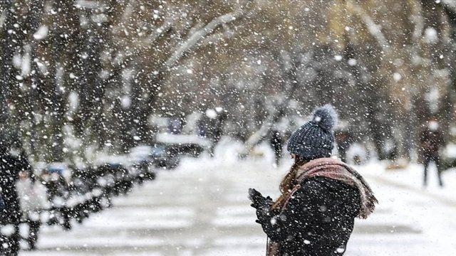 Gaziantep'te Kar Yağışı Başladı! 4 Şubat 2023 Gaziantep Güncel Hava Durumu Raporu: Hava Sıcaklığı -6 Dereceye Kadar Düşecek! 1