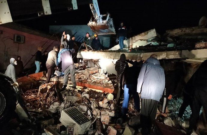 Gaziantep’te arama kurtarma çalışmaları devam ediyor: depremin acı bilançosu ortaya çıkmaya başladı! AFAD’dan ilk açıklama da geldi 3