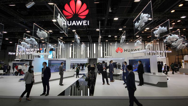 Huawei’nin zor günleri başladı! Yıllık karı 5,18 milyar dolara geriledi! 3