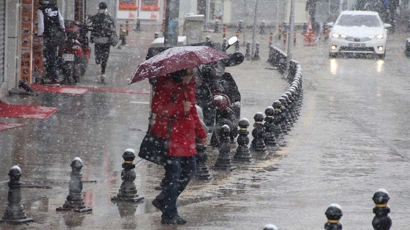Hava sıcaklıkları arttı; yağmur sinyalleri bir türlü durmadı! Meteoroloji Genel Müdürlüğü tahminlerini yayınladı! İşte 3 Nisan 2023 Gaziantep hava durumu 3