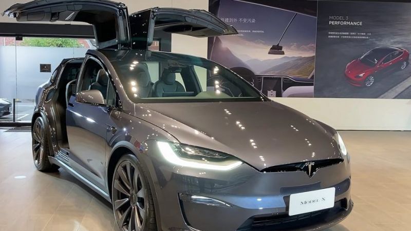 Tesla Türkiye pazarına giriş yapıyor! İşte Tesla’nın Türkiye’de satışa sunacağı o modeli! 3