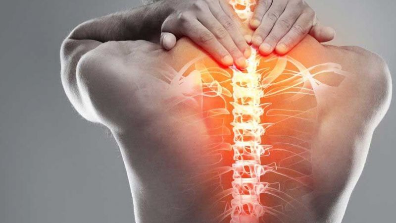 En etkili omuz genişletme hareketleri! Bu egzersizler ile sırt ve boyun ağrınızı giderin! 2