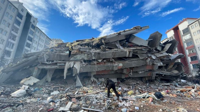 Gaziantep ve çevresi beşik gibi sallanıyor! 11 Nisan 2023 Salı Gaziantep depremleri hissedilen bölgelerde panik yarattı 1