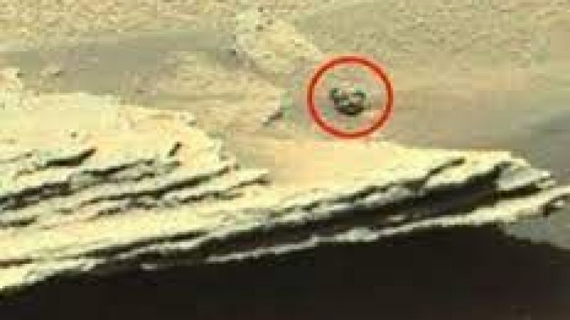 NASA’nın Mars Çalışmalarında Son Durum! Mars’ta Kemik Benzeri Garip Bir Cisim Bulundu! 1