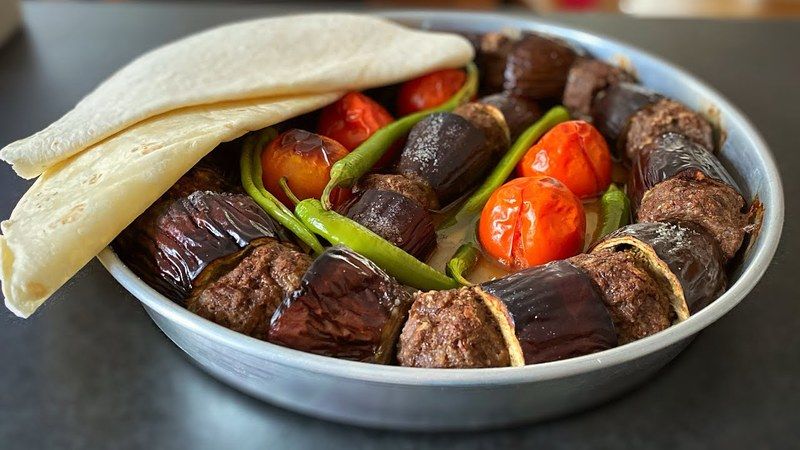 Antep Usulü Patlıcan Kebabı Yemeği Tarifi, Antep Usulü Patlıcan Kebabı Nasıl Yapılır? Evde Antep Usulü Patlıcan Kebabı Yapılışı 1