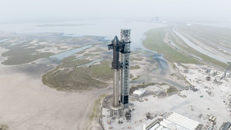 SpaceX’in 3 milyar dolarlık projesi Super Heavy roketi infilak etti! Patlama nedeni ise… 1