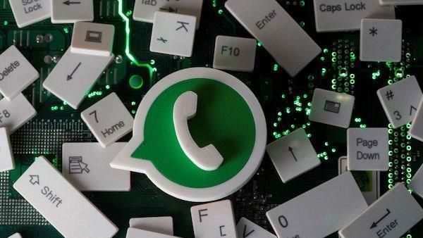 WhatsApp’ta yeni tasarım iddiası! Emoji klavyesinde modern bir görünüm! 3