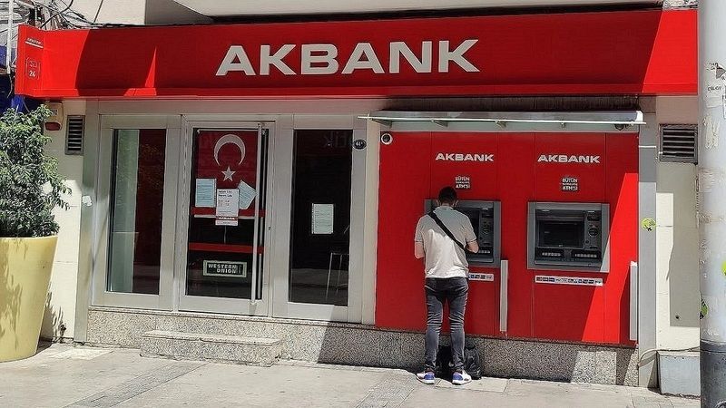 Akbank'tan Emekli Promosyonu Tutarlarını Güncelledi! 31 Mayıs'a Kadar Başvurana Anında 8 Bin 500 TL Ödenecek! 3