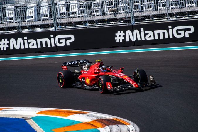 Miami Grand Prix'sinde Hayal Kırıklığı! Ferrari'nin Pilotundan Açıklama Geldi... 1