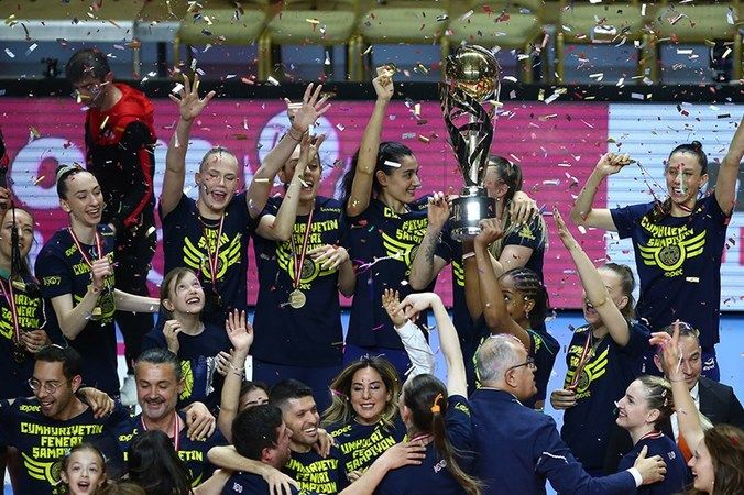 Sultanlar Ligi'nin Şampiyonu Fenerbahçe Opet! Tam 6 Yıl Sonra Gelen Şampiyonluk Büyük Sevinç Yarattı... 1