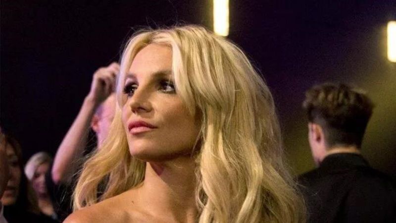 “Çıplak doğduk. Kendimi en saf halimle görmeliyim” dedi eşi de destekledi! Britney Spears’in çıplak pozlarının savunması! 5