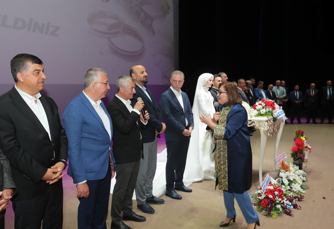 Gaziantep'te Muhteşem Nikah... 41 kere maşallah! Hasan Teke’nin mutlu günü 4